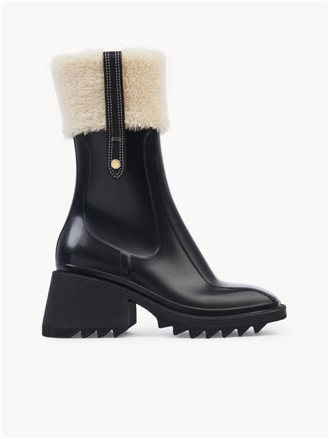 chloe betty rain boots reviews|chloe betty shearling boots.